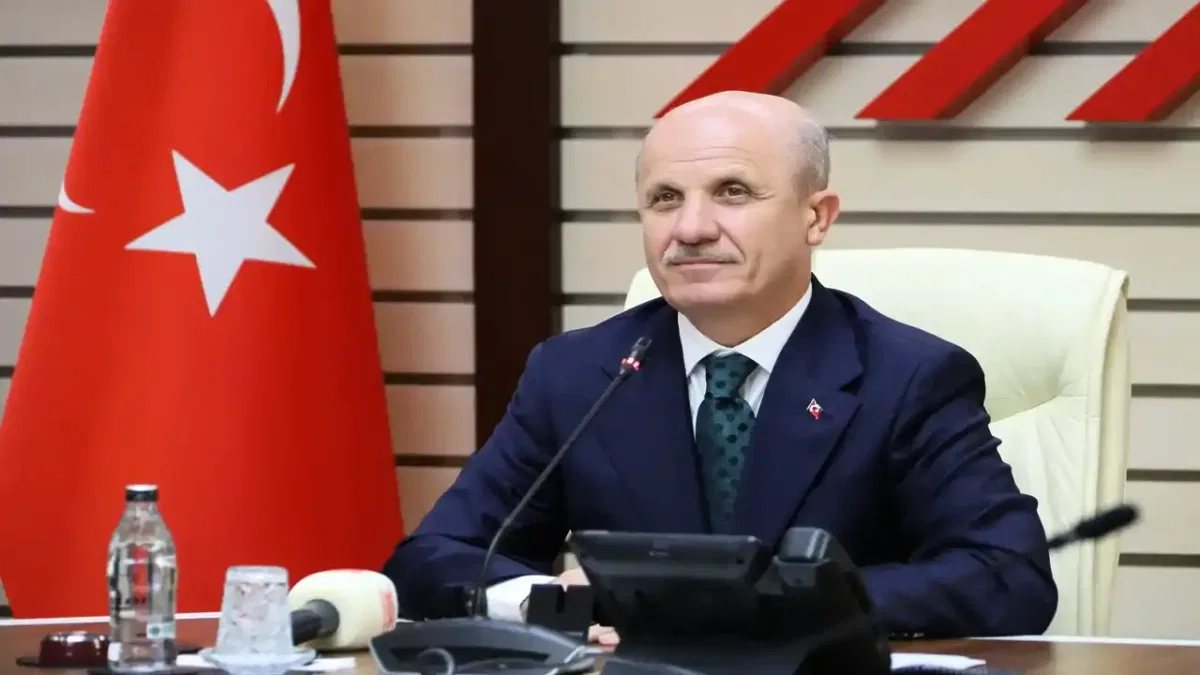 YÖK Başkanı Özvar: Gazze'de üniversiteyi yaşatmak geleceği korumaktır