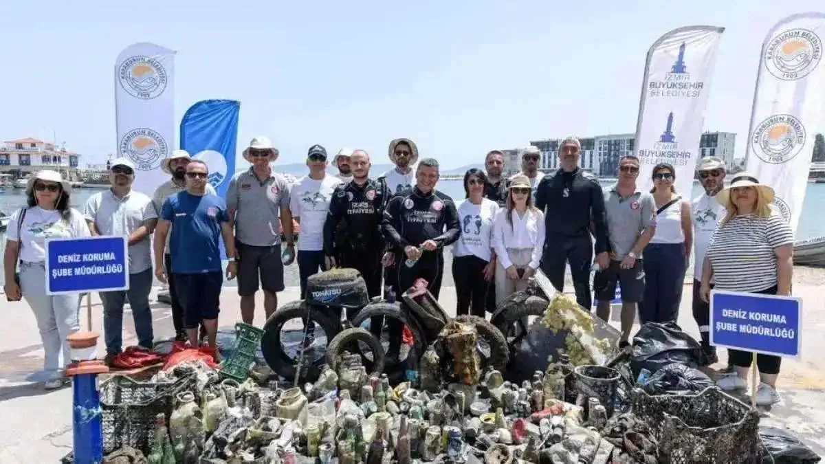İzmir'in körfez ve kıyılarında 'çevre' seferberliği