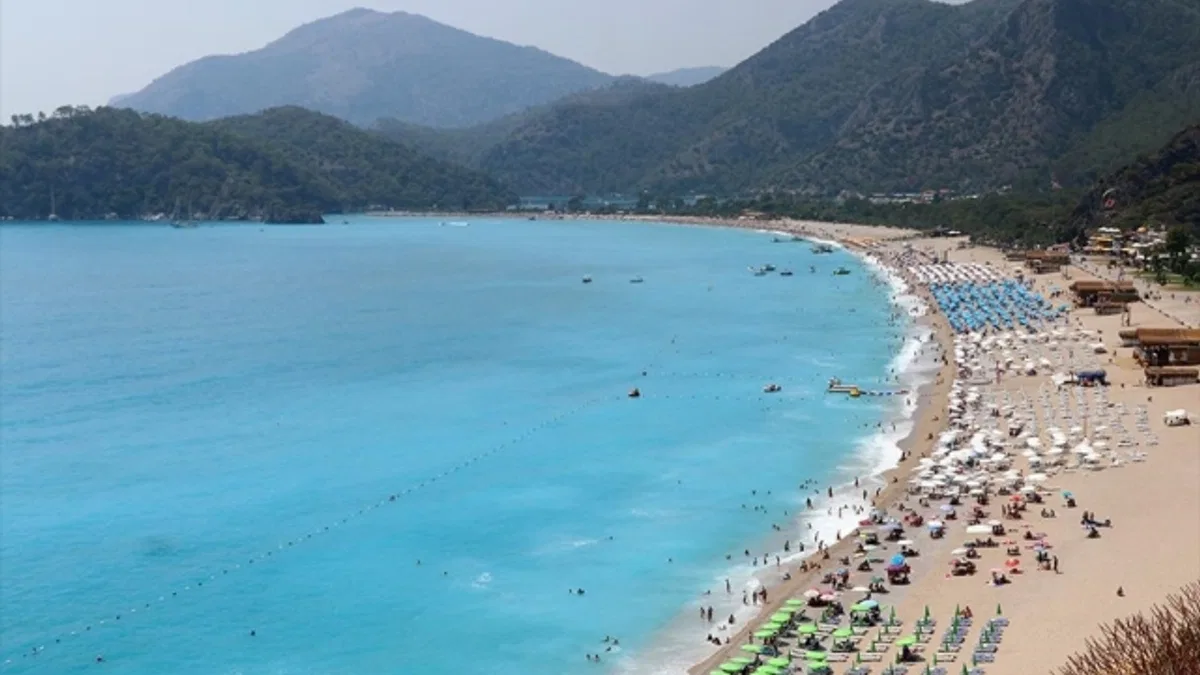Güney Ege sahillerinde bayram tatili yoğunluğu yaşanıyor