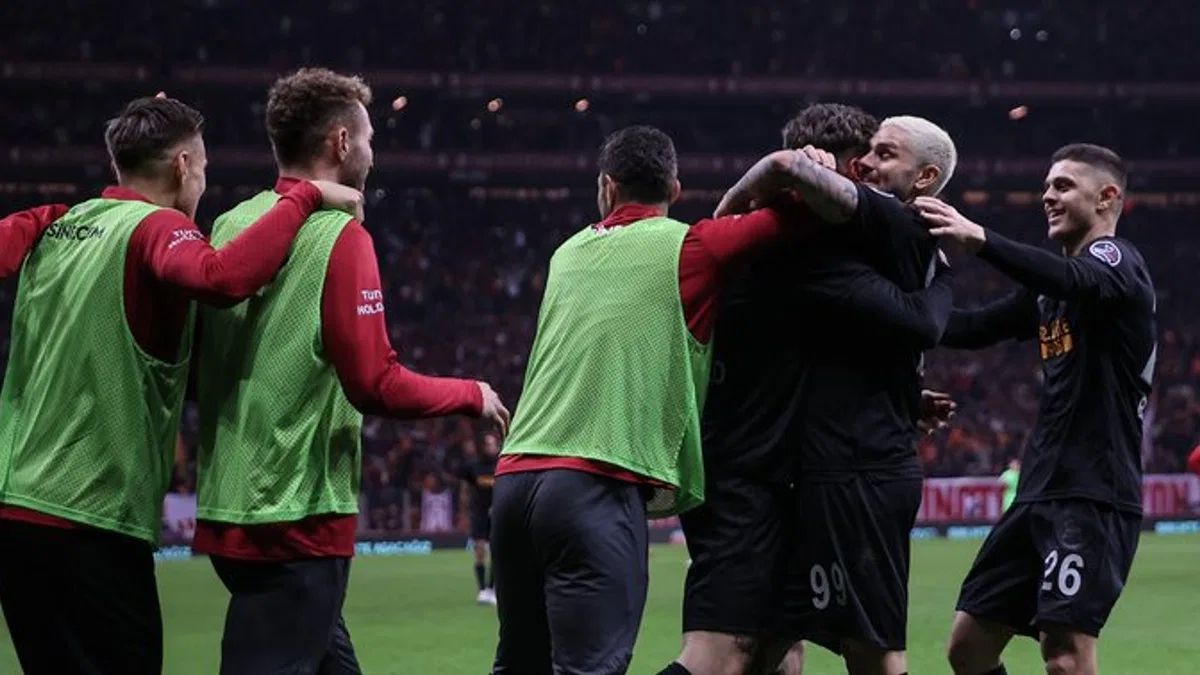 Galatasaray, Kasımpaşa'yı yendi ve Süper Lig'de tarihe geçti!