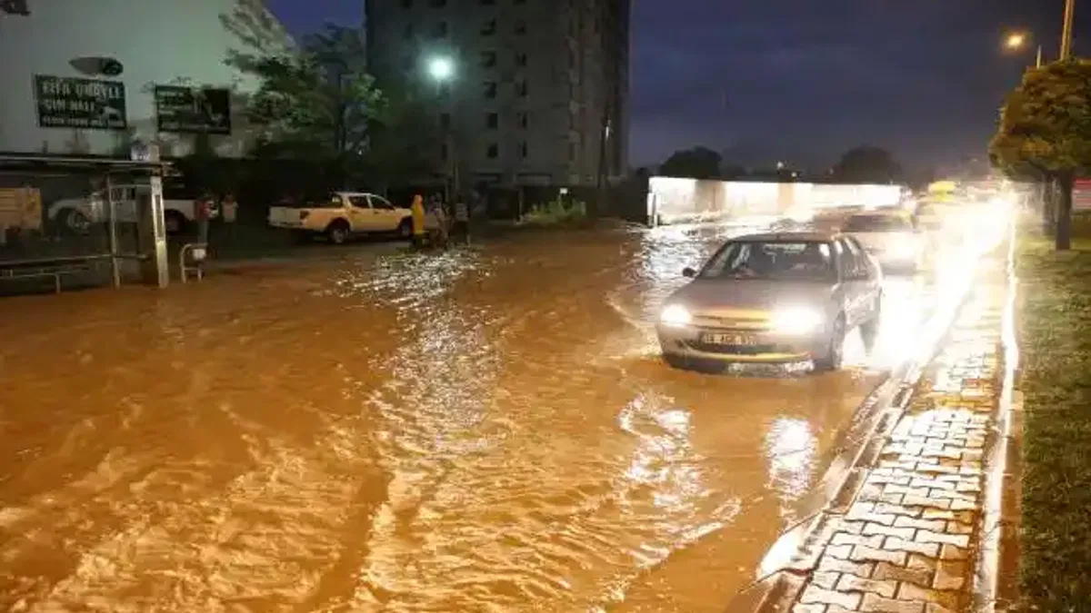 Kayseri'de sağanak etkili oldu