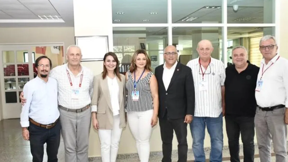 Malkara’da CHP’li belediye meclis üyeleri yerel yönetim eğitimine katıldılar