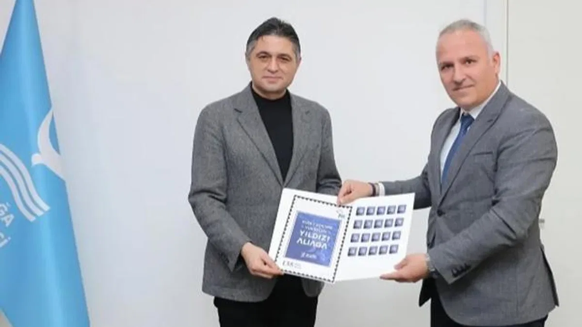 PTT’den İzmir Aliağa’ya özel posta pulu