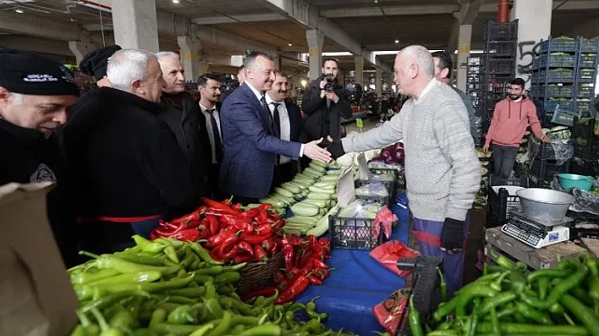 Başkan Büyükakın'dan 'Perşembe Pazarı' turu