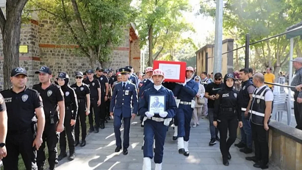 Şehit Eraslan'a hazin veda