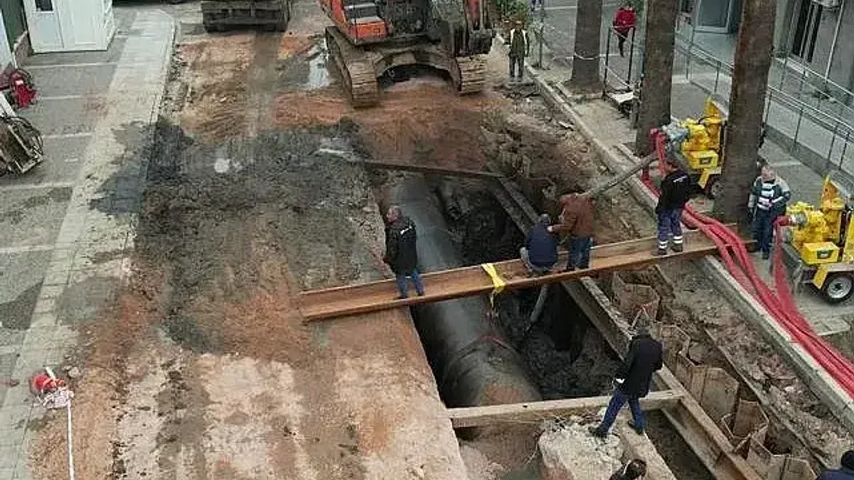 Şehit Fethibey Caddesi'ndeki altyapı sorunu da çözülüyor