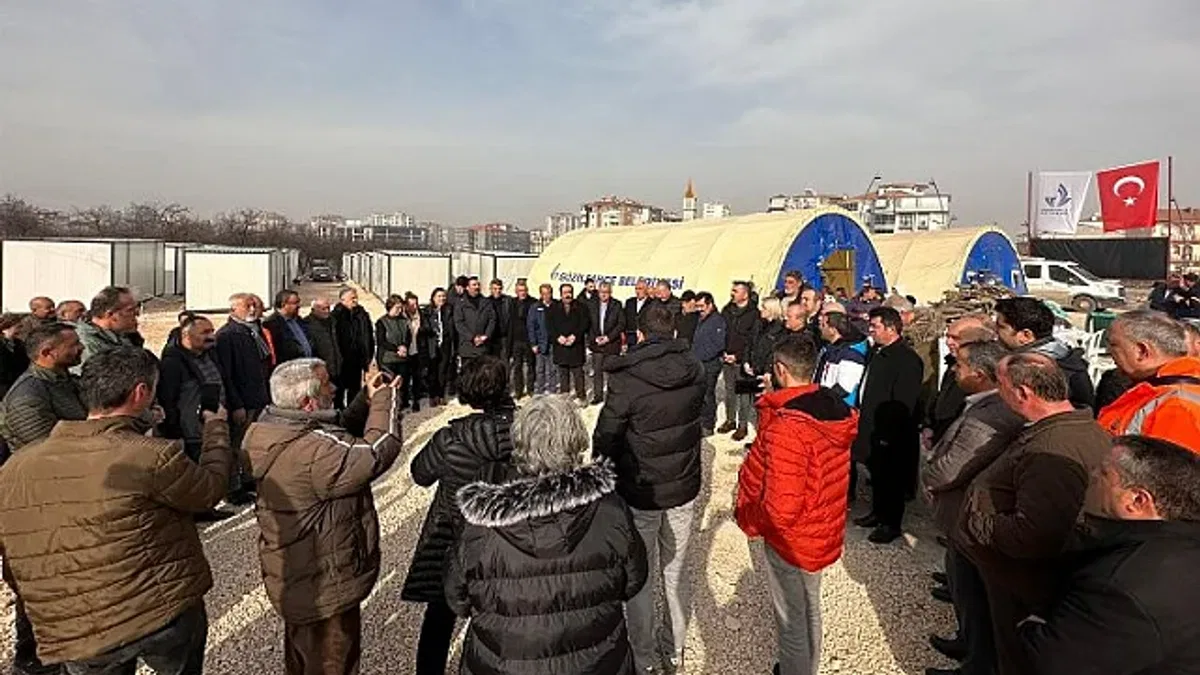 Başkanlardan Güzelbahçe Konteyner Kente ziyaret