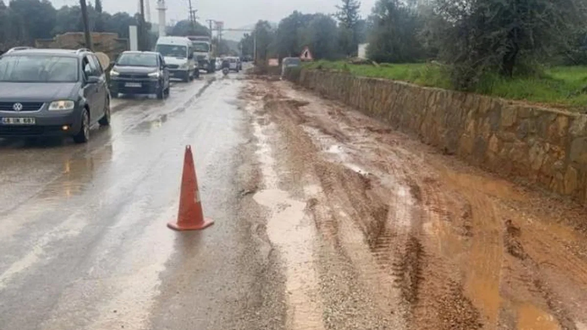 Bodrum Kızılağaç Yolunda bakım çalışması