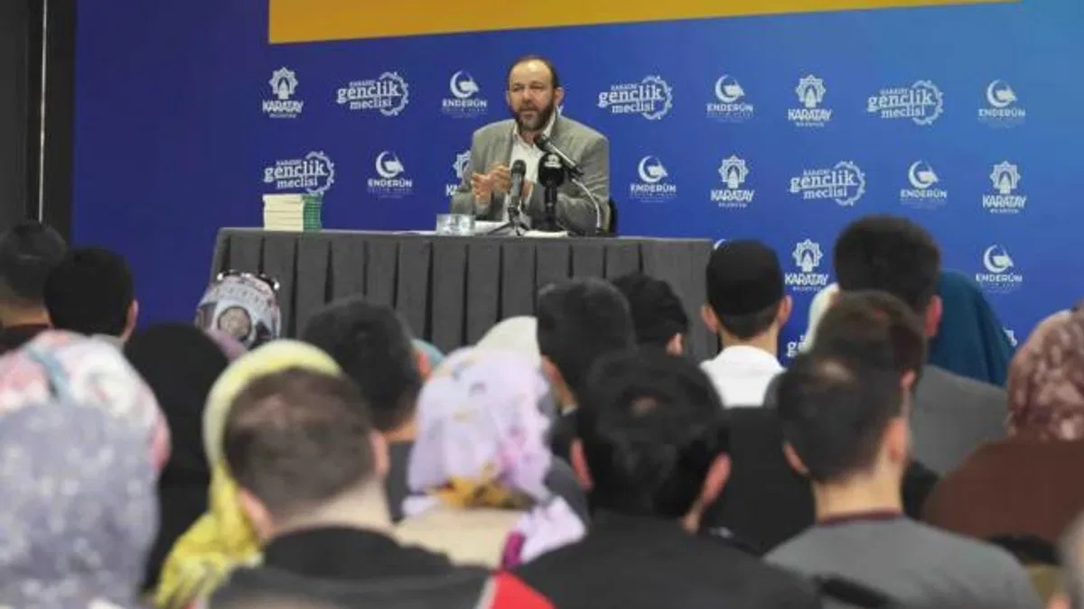 Konya Karatay'da aile gelişim akademisine yoğun ilgi