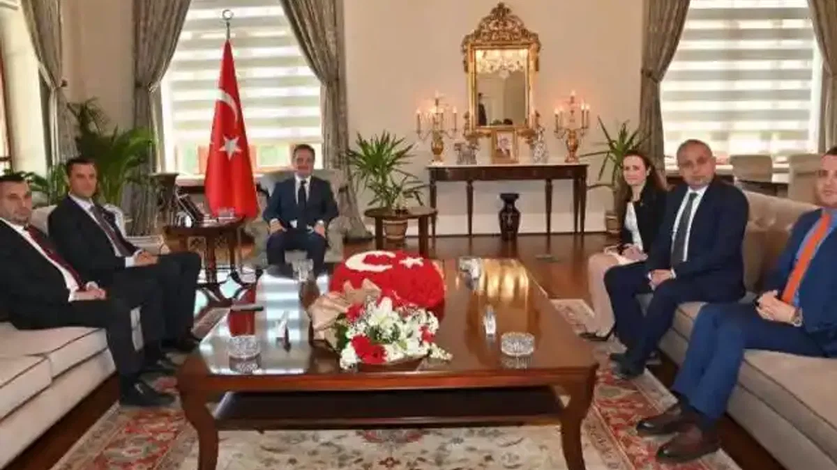 Büyükşehir Başkanı Zeyrek'ten Vali Enver Ünlü’ye ziyaret