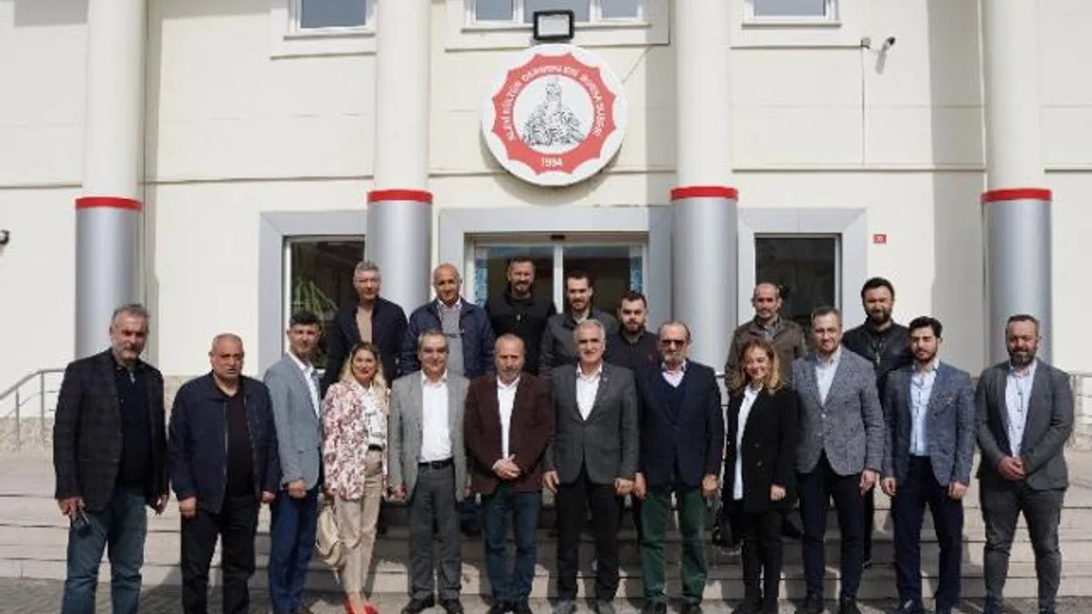 Celil Çolak'a Ataevler Cemevi’nde sıcak karşılama
