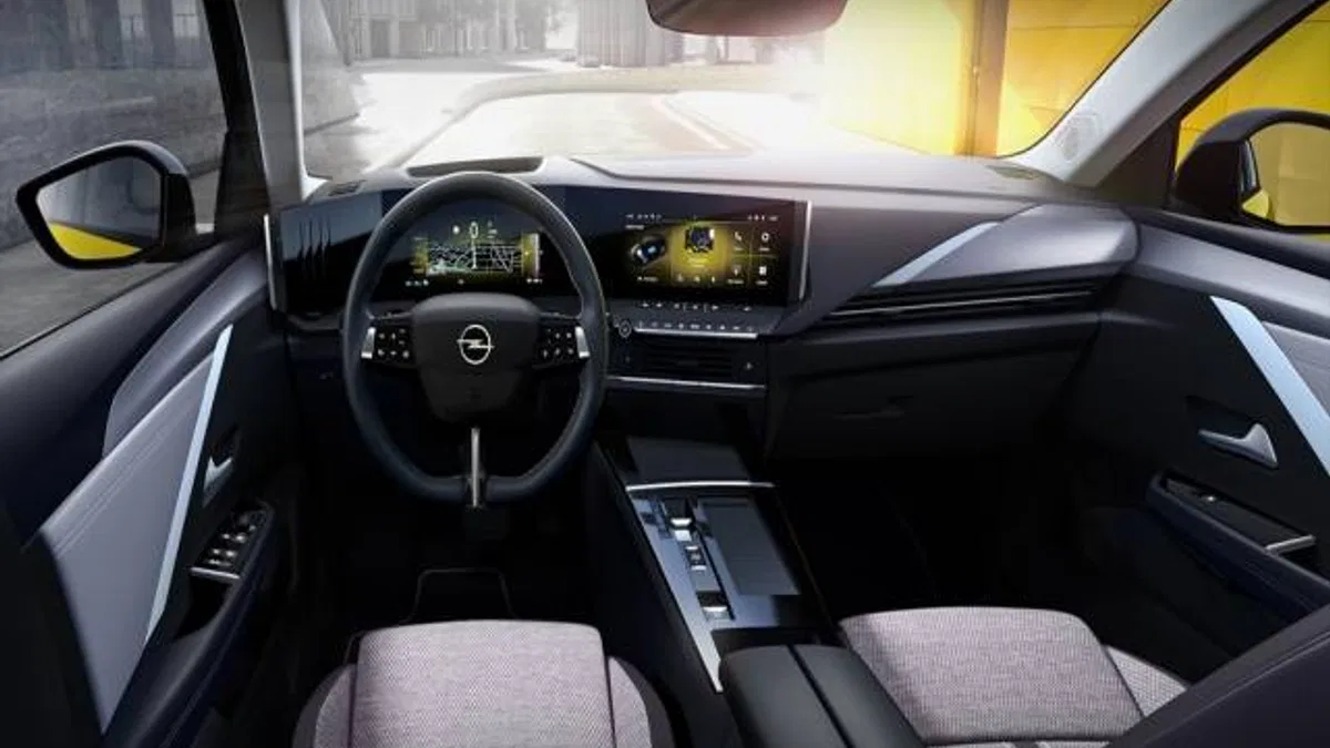 Yeni Opel Astra KKTC'de tanıtıldı, Türkiye'de satışa çıktı