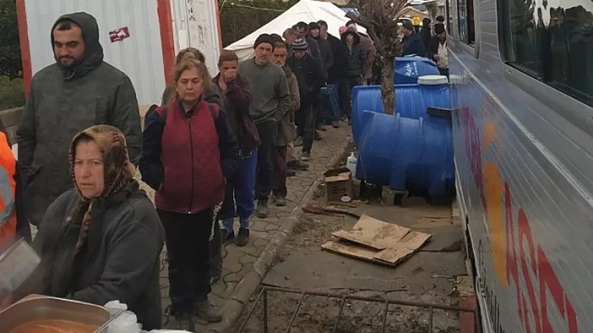 BUSİAD Mutfak 2 bin kişiyi doyuruyor