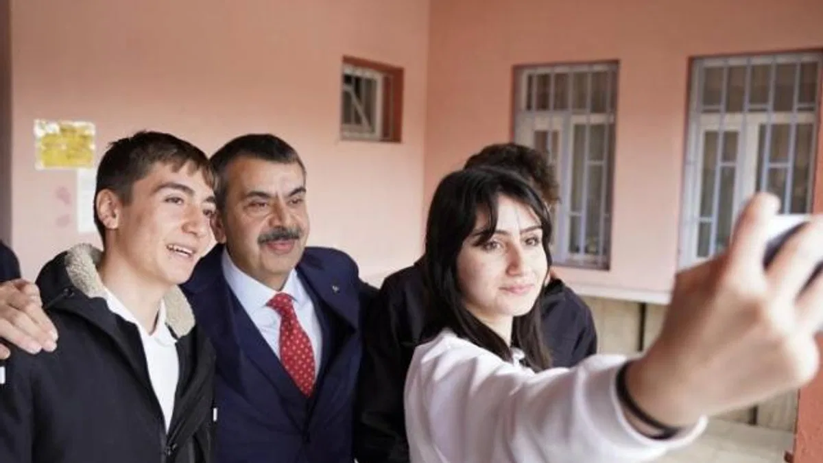 Bakan Tekin'den Konya buluşması