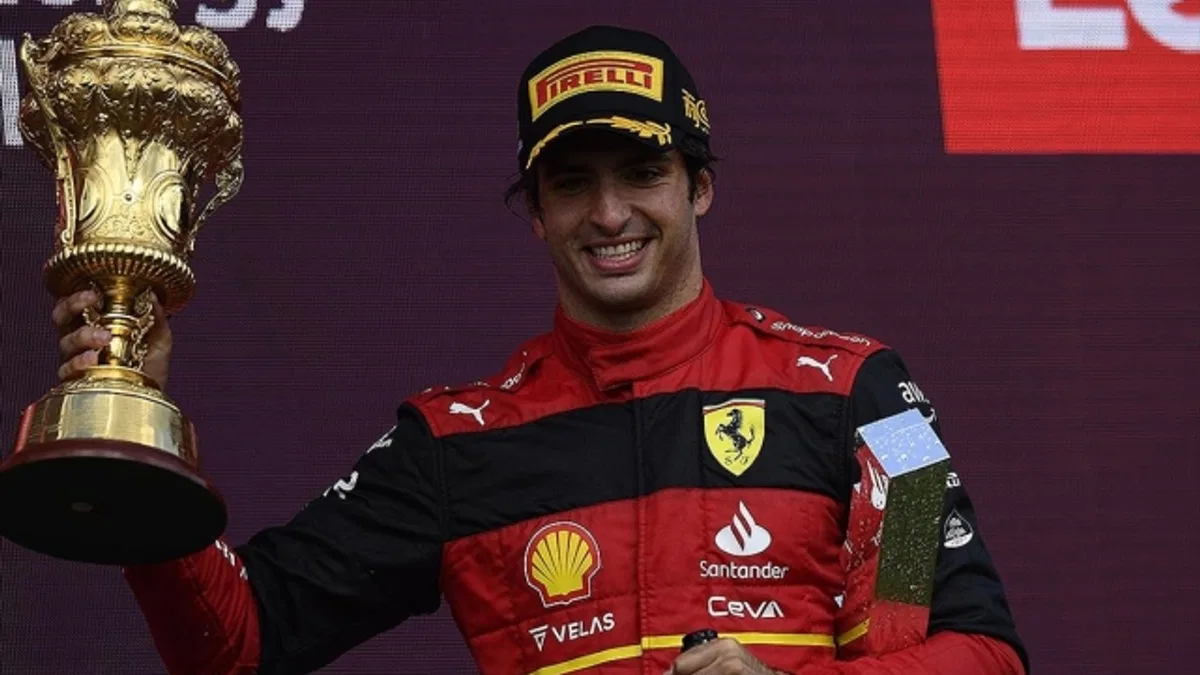 F1 Büyük Britanya Grand Prix'sini Sainz kazandı