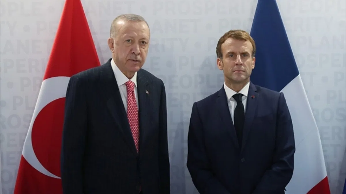 Cumhurbaşkanı Erdoğan, Fransa Cumhurbaşkanı Macron ile telefonda görüştü