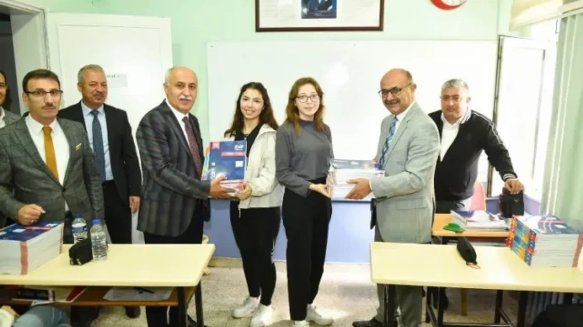 Bursa Yenişehir'de 120 genç üniversite hazırlığında