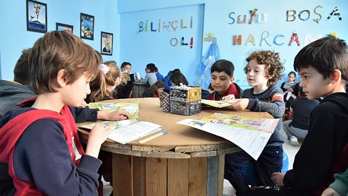 Bursa Mustafakemalpaşa'da sıfır atık kütüphanesi