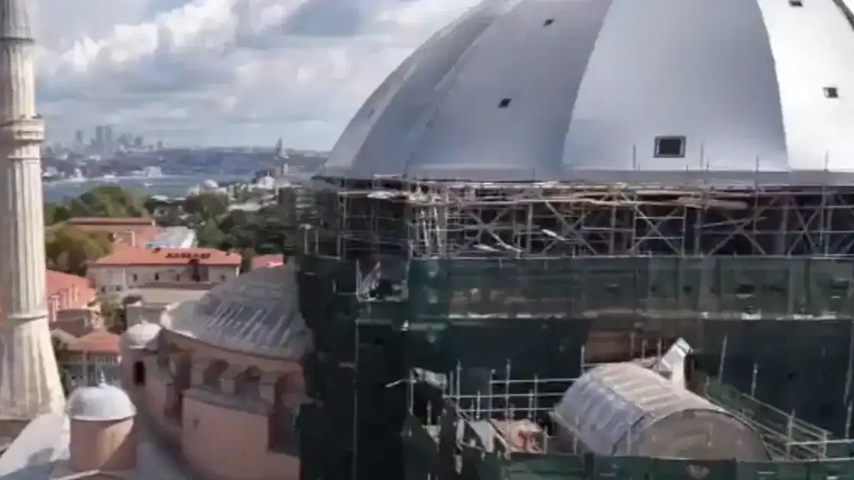 Bakan Ersoy açıkladı, Ayasofya’da restorasyonda yeni süreç