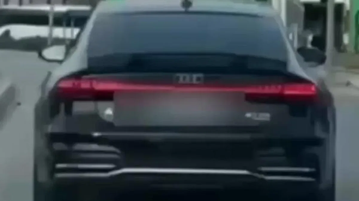 Gereği yapıldı... Yasa dışı çakara 414 bin TL ceza!