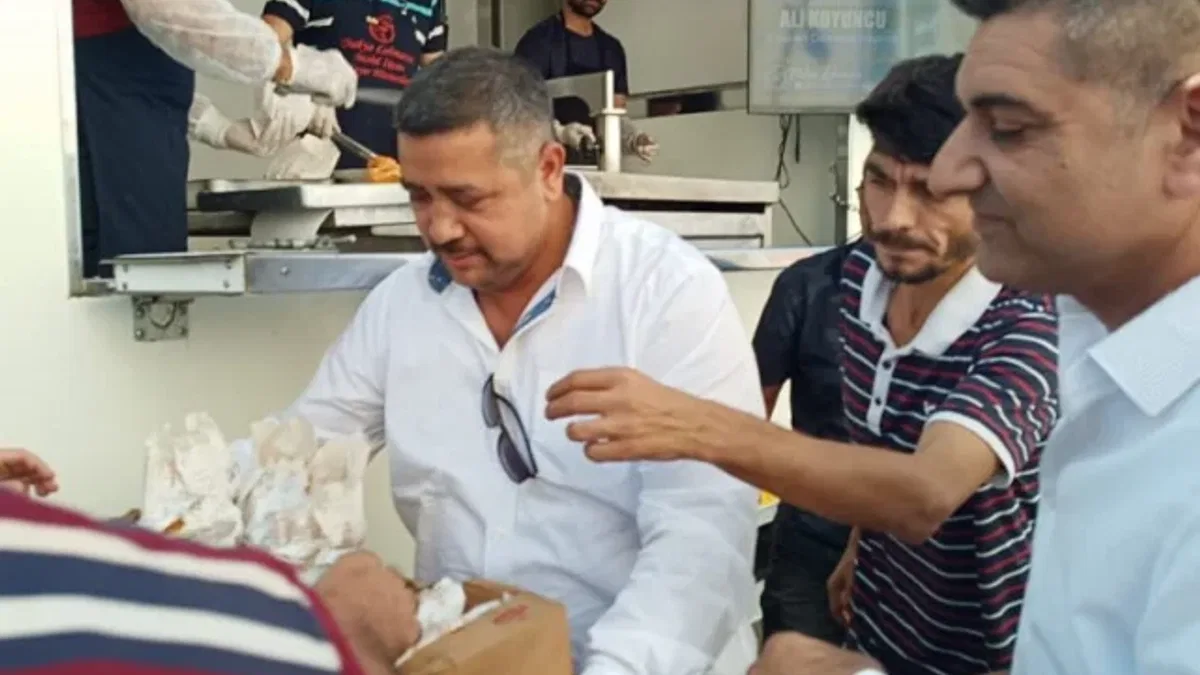 Merhum Bursa Milletvekili Koyuncu hayrına Edirne'de lokma hayrı