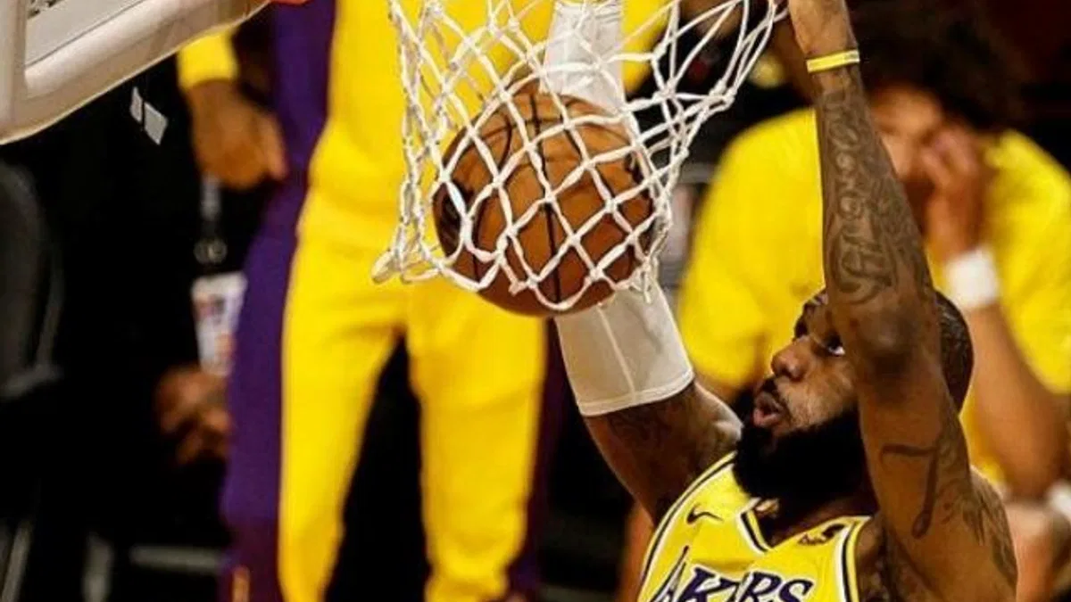 Los Angeles Lakers 131-99 Utah Jazz (MAÇ SONUCU-ÖZET) LeBron rekor kırdı! Lakers farklı kazandı