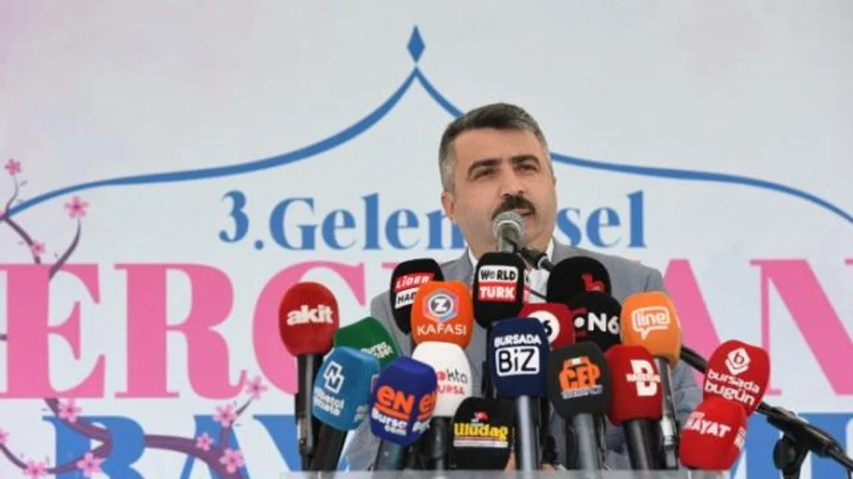 Yıldırım'da Erguvan Bayramı kutlandı