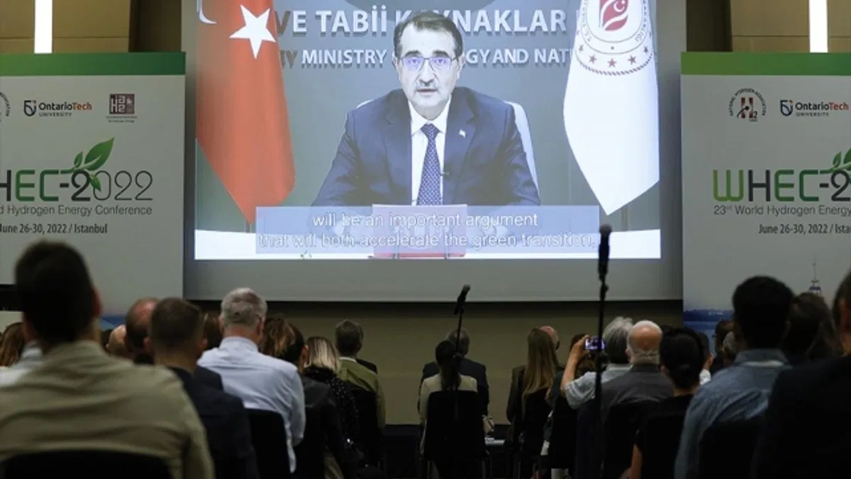 Bakan Dönmez, hidrojende yol haritasının yakında kamuoyuyla paylaşılacağını bildirdi