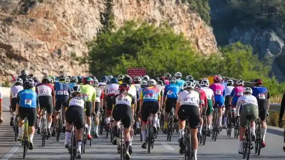 15 ülkeden 578 bisikletçi Antalya'da pedal çevirecek
