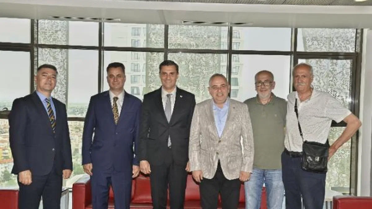 Milletvekili Bakırlıoğlu ve Akhisar OSB’den Başkan Zeyrek’e ziyaret