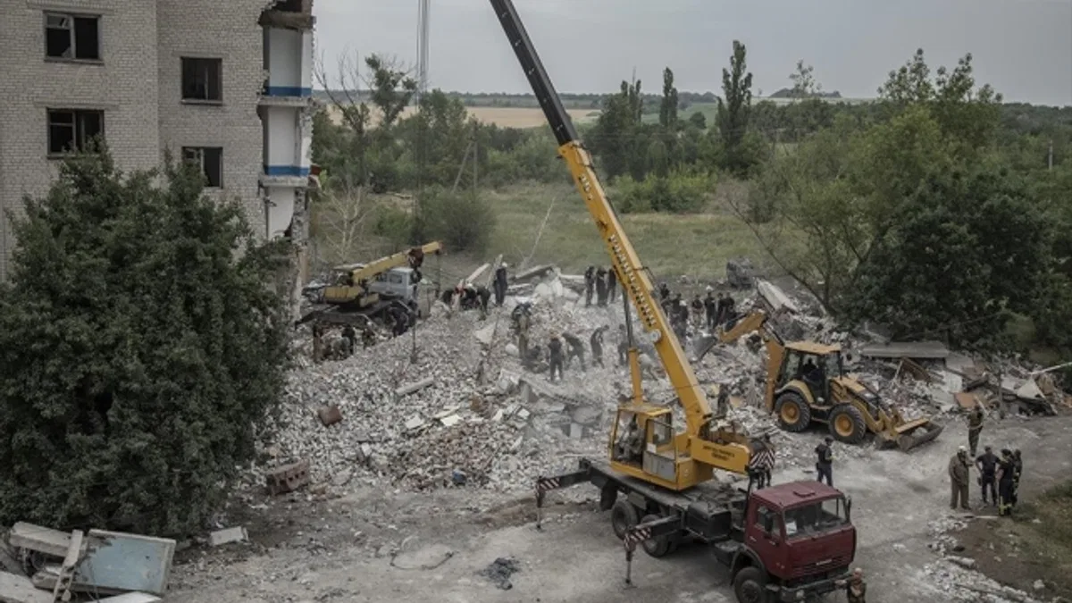 Rusya: Donetsk’teki Çasov Yar’da Ukrayna askeri birliklerinin geçici dağıtım noktasını vurduk