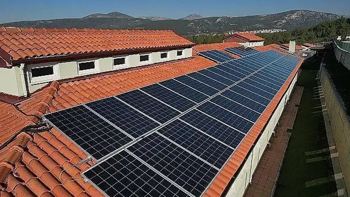 Büyükşehir candostların enerjisini güneşten üretmeye başladı