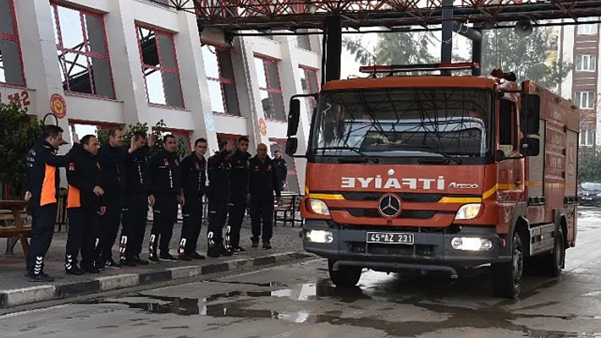 Manisa İtfaiyesi, Kahramanmaraş'ta çadır kentte hazır kıta