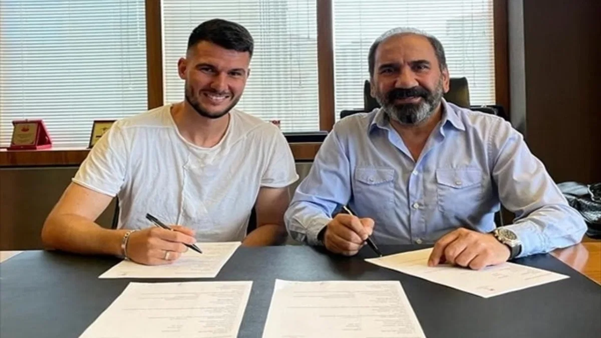 Sivasspor, Robin Yalçın'ı kadrosuna kattı