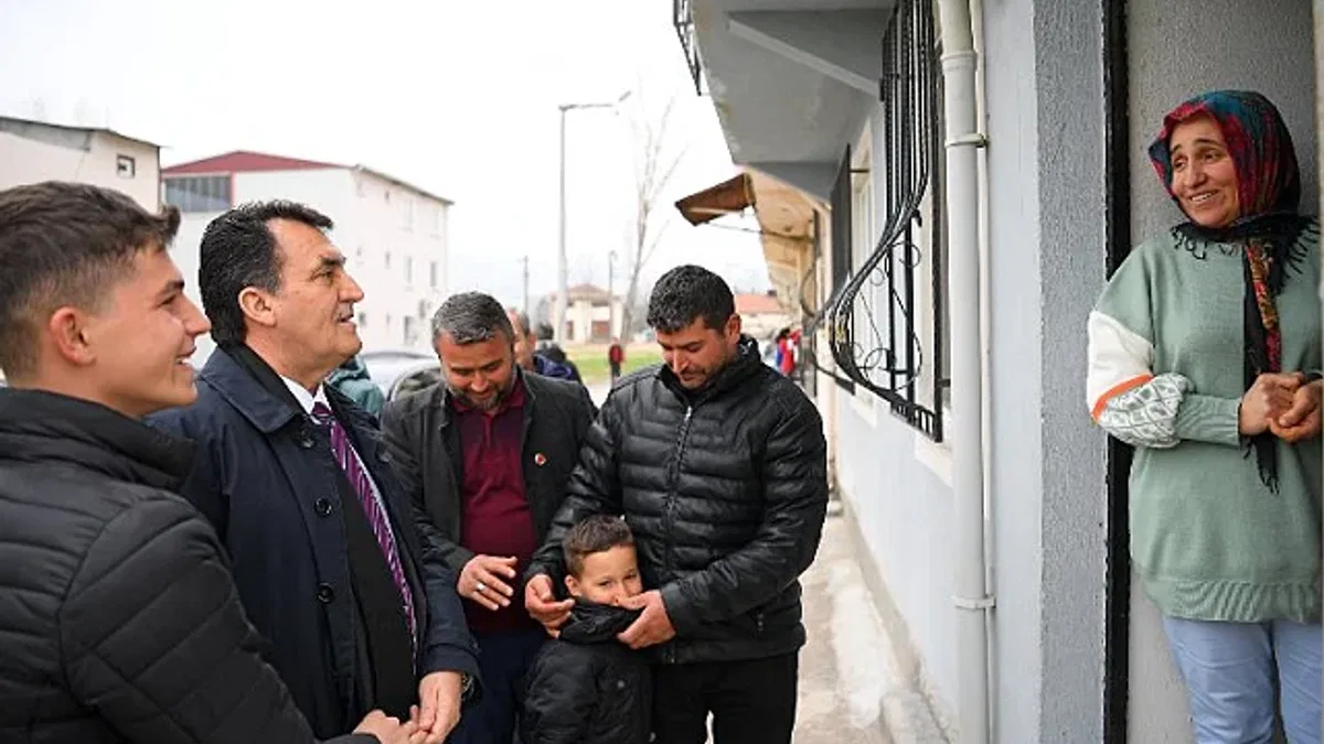 Başkan Dündar'dan depremzede ailelere ziyaret