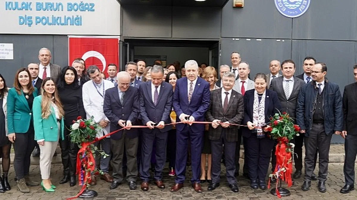 Karşıyaka'da Ege Üniversitesi Tıp Fakültesi KBB Polikliniği açıldı