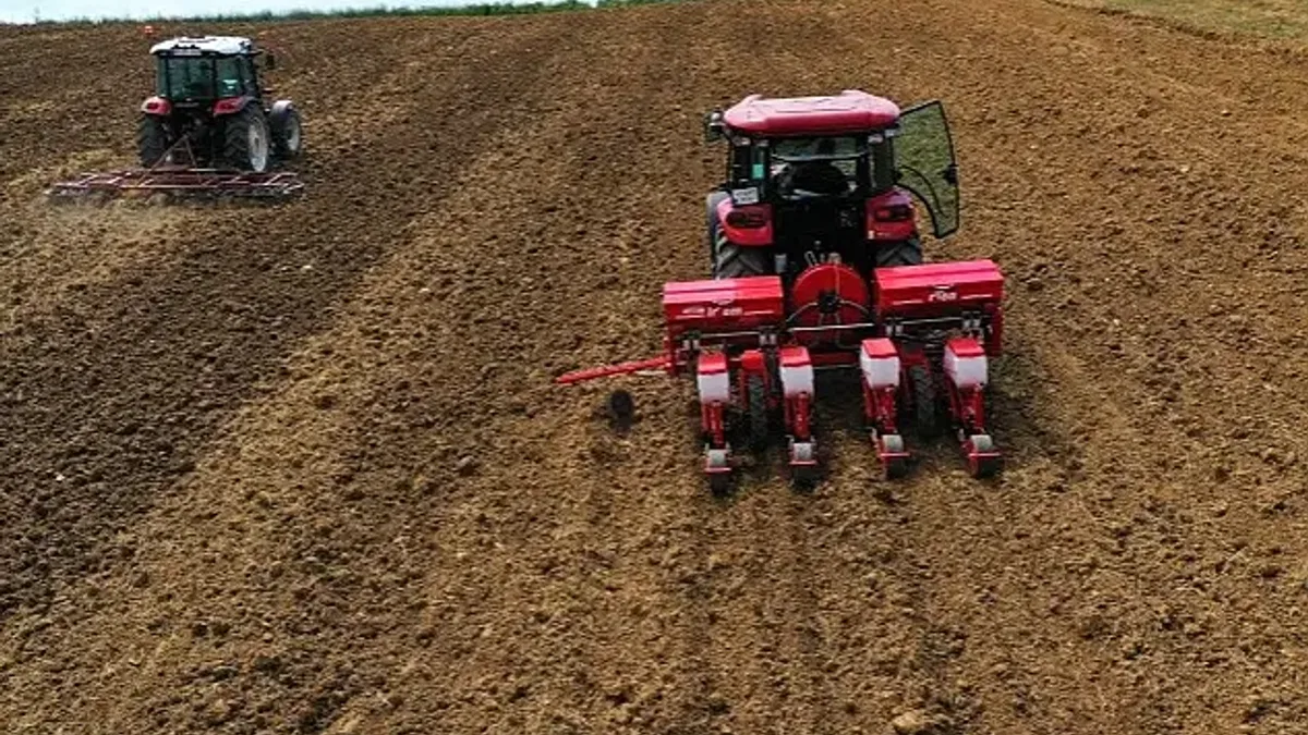 Kocaeli Büyükşehir'den 7 bin çiftçiye 25 milyon değerinde 2 bin ton gübre