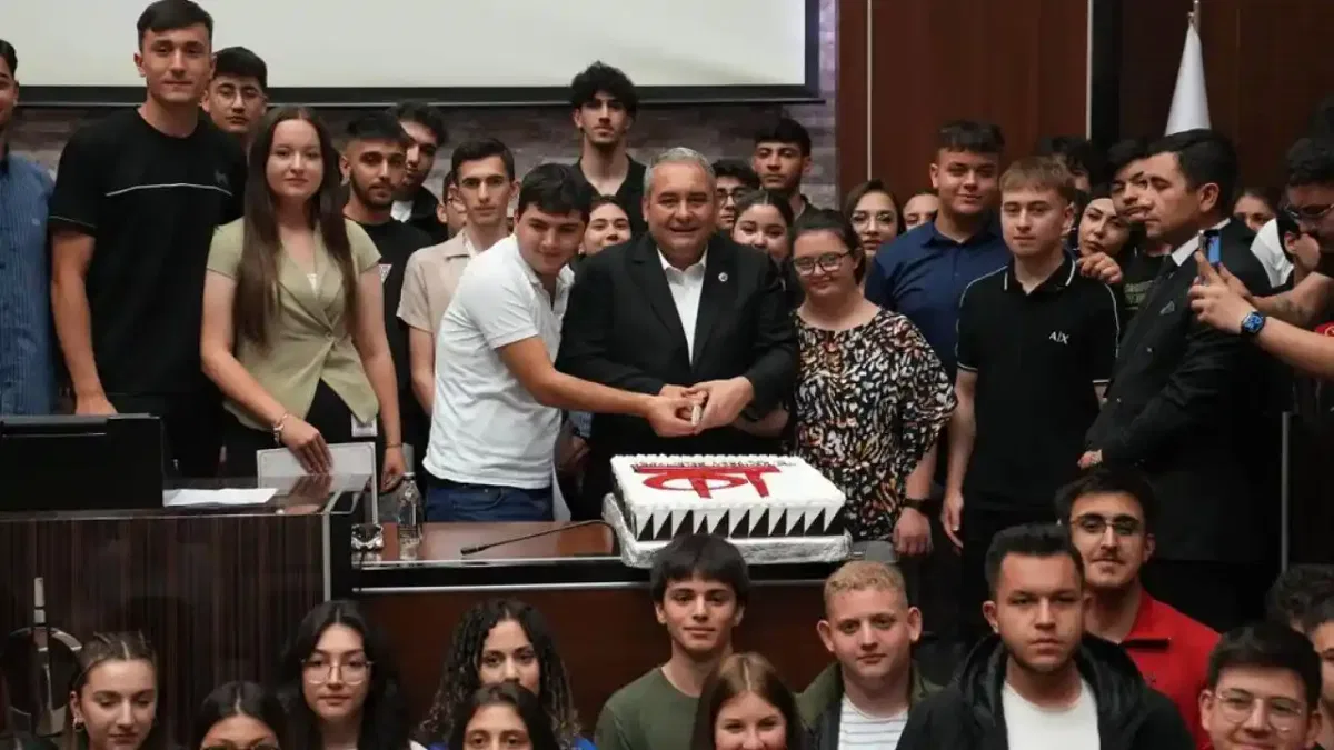 Ankara Keçiören'in stajyerleri sertifikalandı