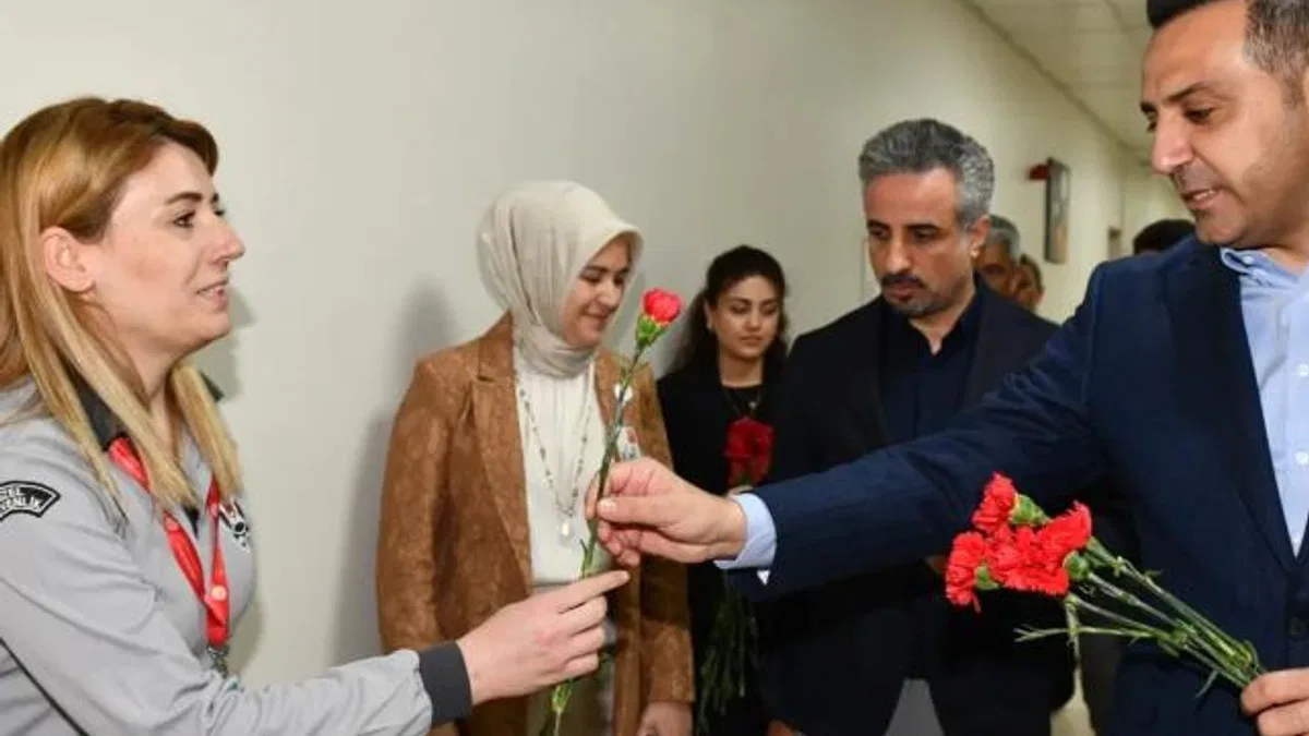 Başkan Yıldız’dan sağlık çalışanlarına tıp bayramı sürprizi