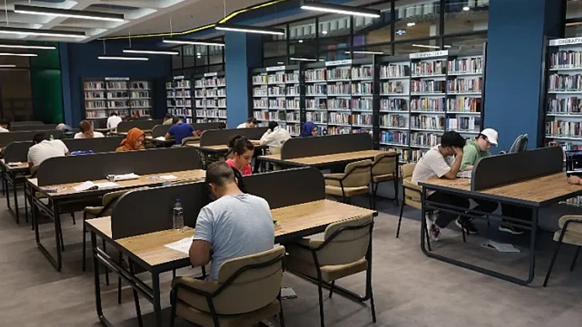 Çayırovalı gençlerin uğrak noktası YKS'ye kadar 7/24 açık