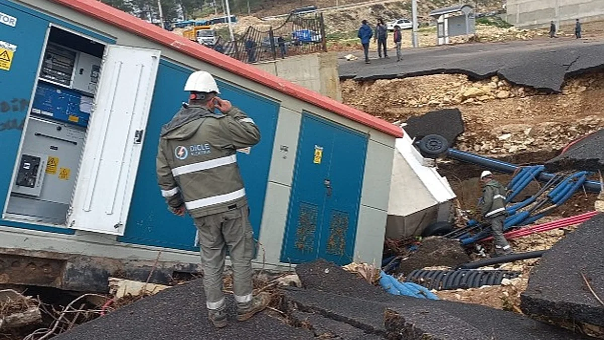 Sel Felaketinin Ardından Şanlıurfa'nın Tamamına Yakınına Elektrik Yeniden Sağlandı