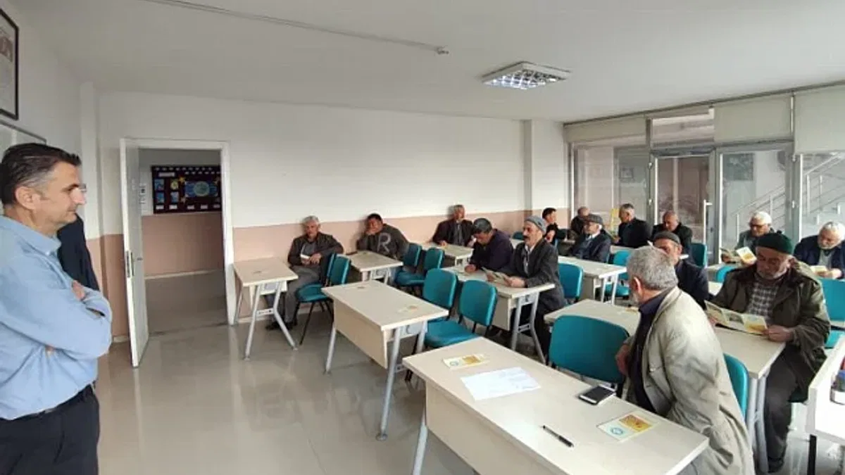 Manisa Gördesli arıcılar bahara hazırlanıyor
