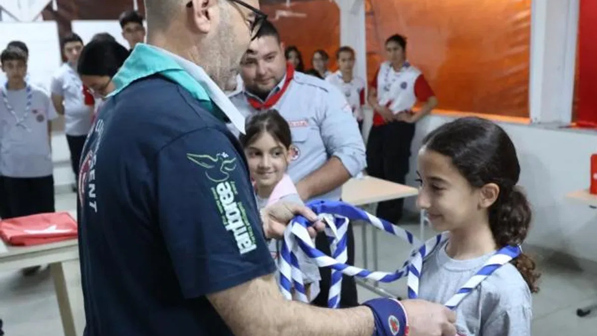 Antalya'da yeni izciler yetiştiriyor