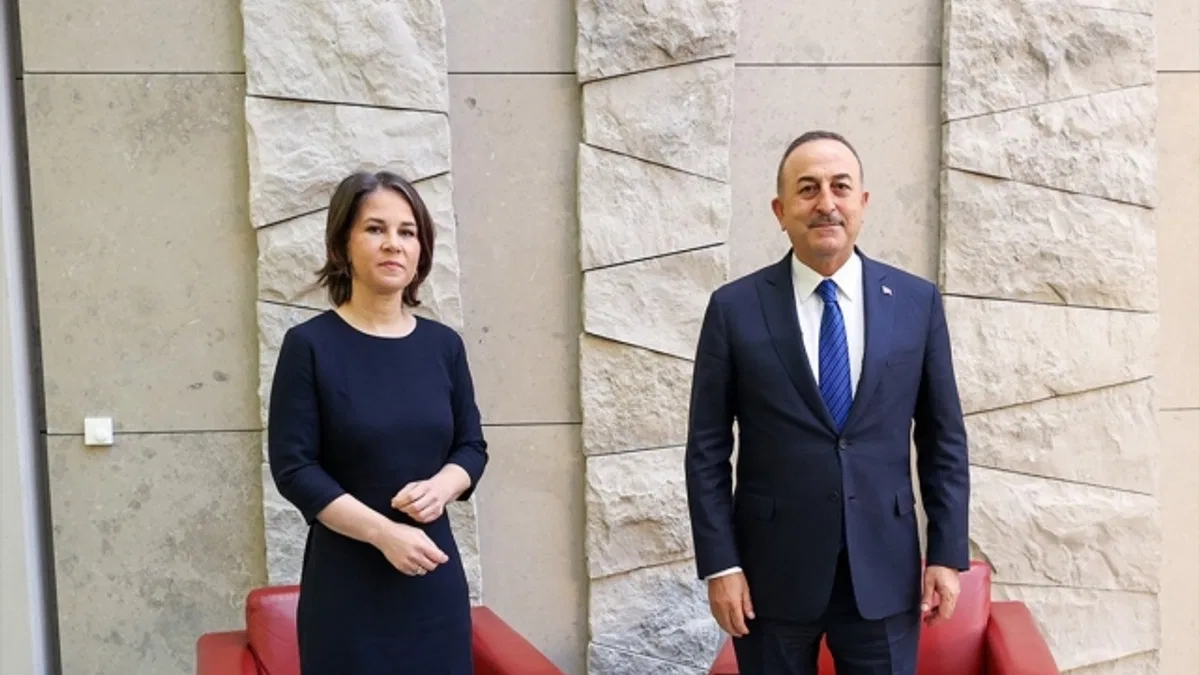 Dışişleri Bakanı Çavuşoğlu, Alman mevkidaşı Baerbock ile telefonda görüştü