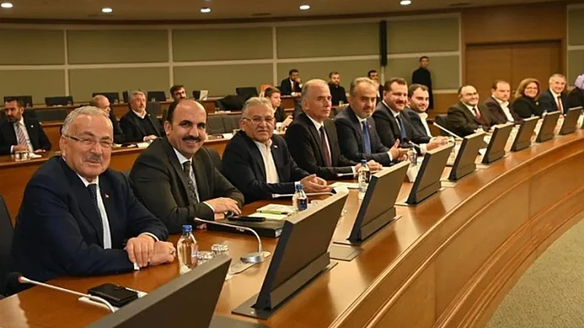 Memduh Büyükkılıç'tan tarım ve hayvan toplantısı
