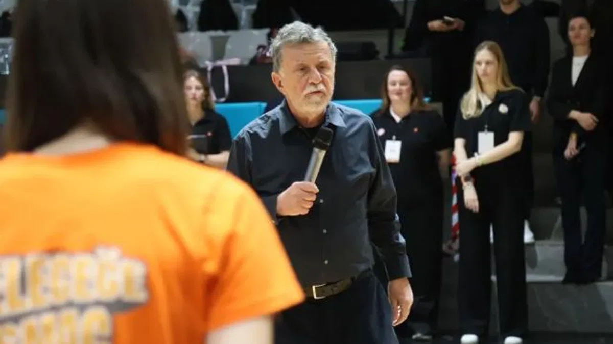 Voleybolun geleceği Antalya’da konuşuldu