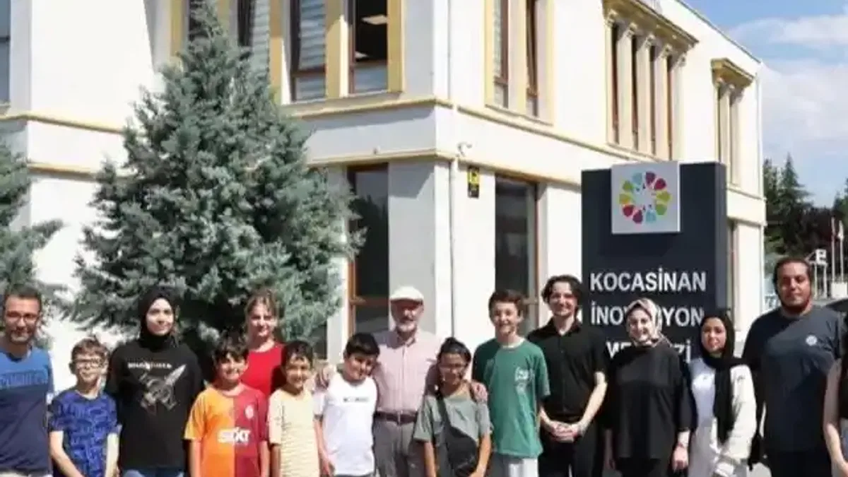 Başkan Çolakbayrakdar, “Geleceğin bilim adamlarını ve mühendislerini yetiştiriyoruz”