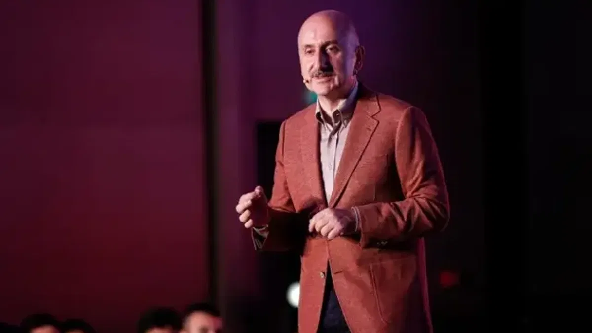Ulaştırma ve Altyapı Bakanı Karaismailoğlu: Son 20 yıldır Türkiye, en büyük projelerini yapan bir ülke haline geldi