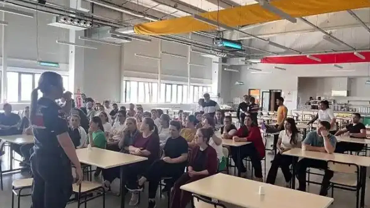 Edirne İpsala'da kadına karşı şiddet farkındalığı artıyor!