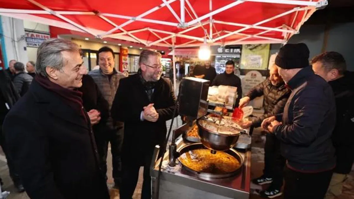 Sakarya'da Başkan Alemdar'dan iftar öncesi Geyve turu